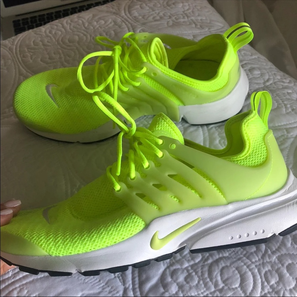 Nike Air Presto Women’s 9